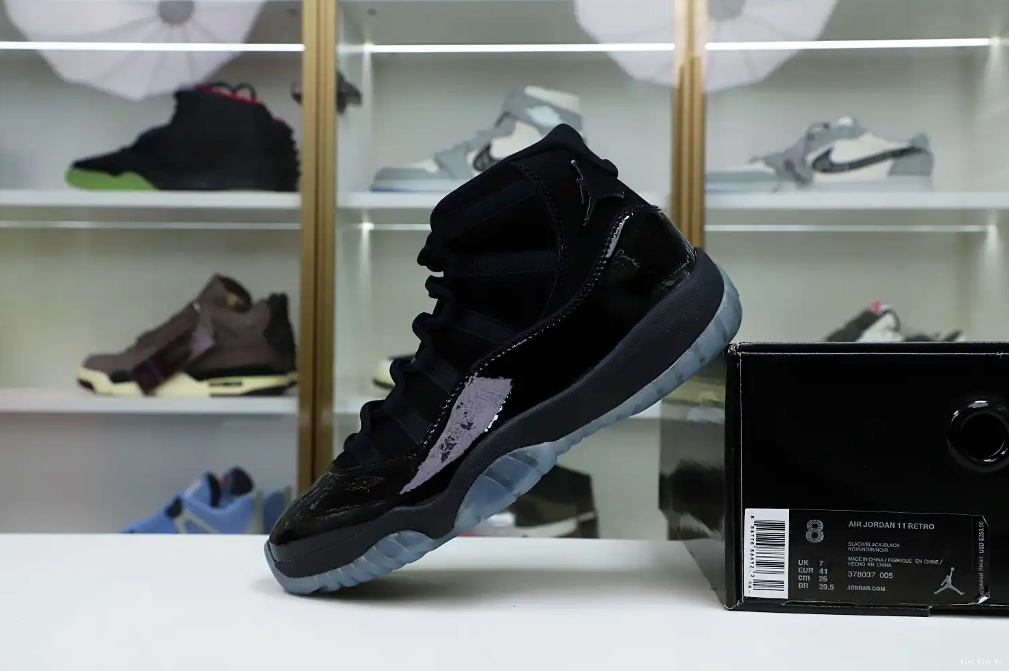 JORDAN RETRO GOWN' Kimikick AND AIR 'CAP 11 0524